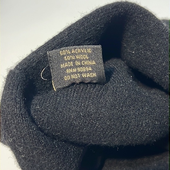 Magid Hats Womens Sequenced Black Bling Winter Wool Blend Beanie - Picture 7 of 8